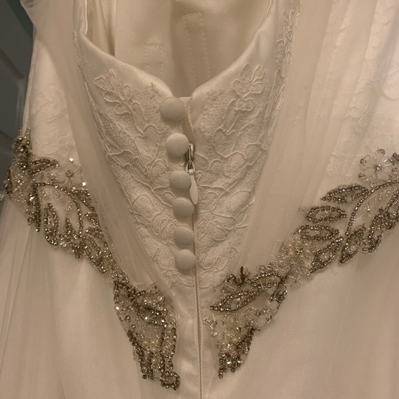 Wedding dress -Casablanca bridal - Picture 6 of 8